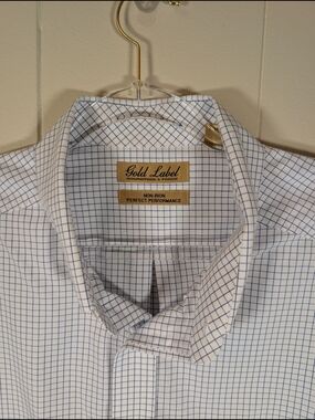 Roundtree & Yorke | Shirts | Slim Fit Gold Label Roundtree Yorke Fitted  Noniron Point Collar Dress Shirt | Poshmark